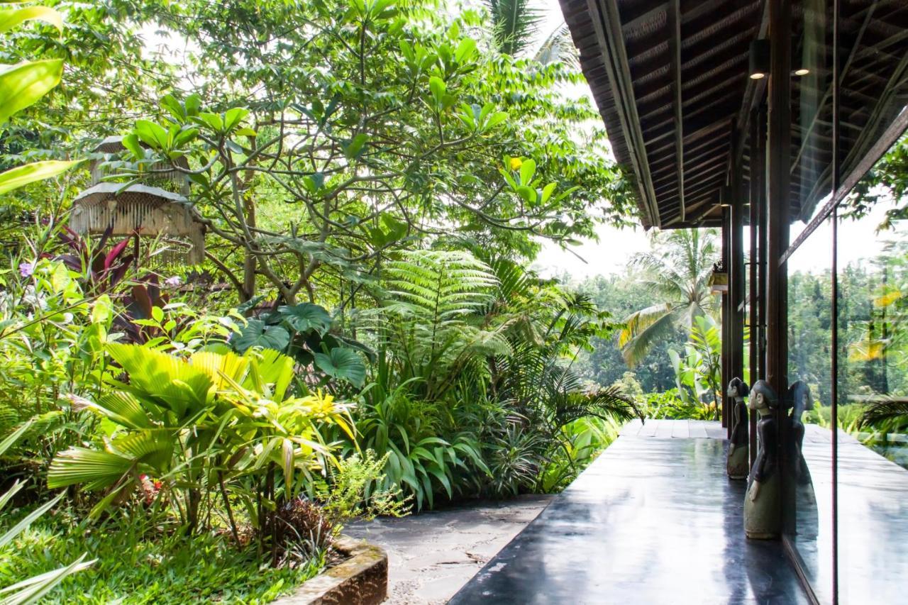 Villa Mahadevi Jungle Retreat Joglo 1 Ubud Exteriör bild